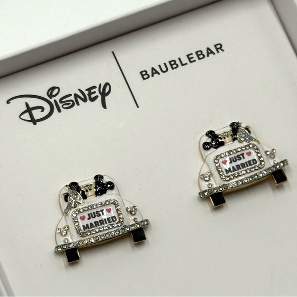 NWT Disney BaubleBar Mickey & Minnie Just Married White Convertible Earrings - Picture 1 of 10